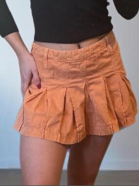 Killah Vintage Orange Pleated Skirt - Y2K School Girl Vibes